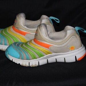 Nike Dynamo Free Shoes